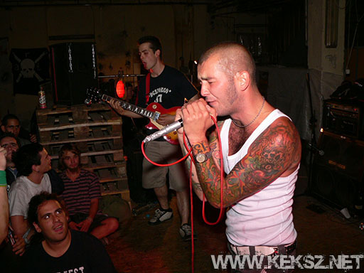 060902-1434-the_buttholes.jpg