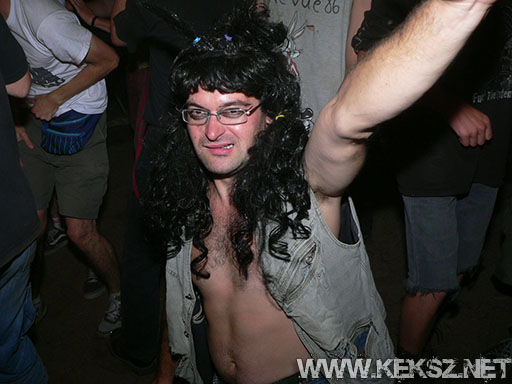 070713-1112-hold_x_true.jpg