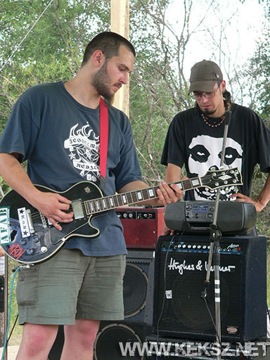 070714-1001-feenyooc.jpg