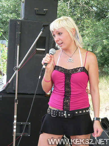 070714-1013-feenyooc.jpg