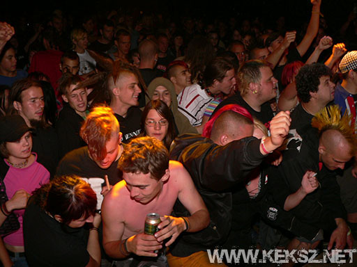 070714-1281-fegyelmezo_reszleg.jpg