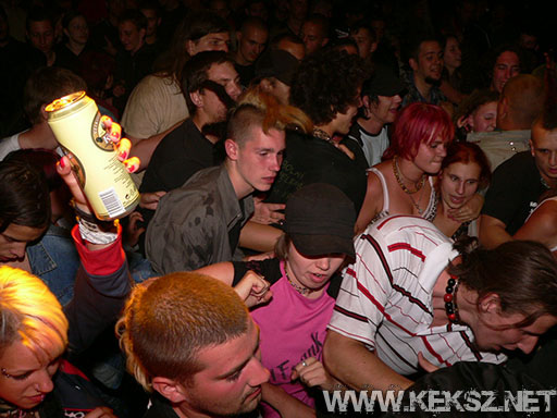 070714-1301-fegyelmezo_reszleg.jpg