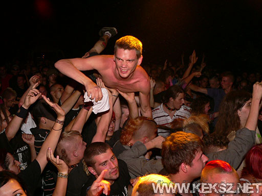 070714-1311-fegyelmezo_reszleg.jpg