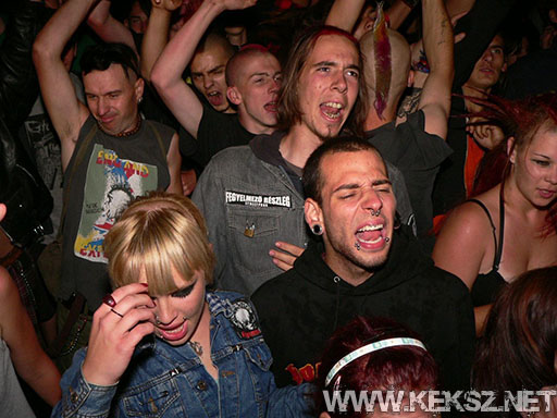 080719-1144-fegyelmezo_reszleg.jpg