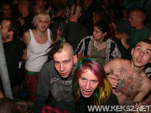 080719-1153-fegyelmezo_reszleg.jpg