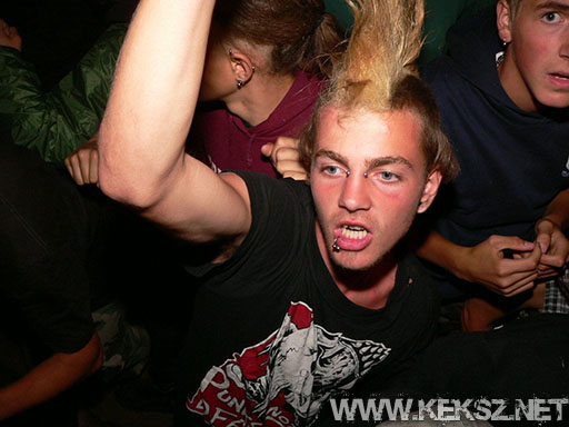 080719-1168-fegyelmezo_reszleg.jpg